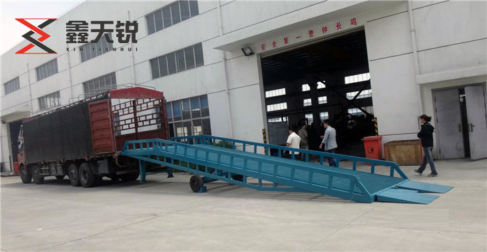 甘肃移动式登车桥